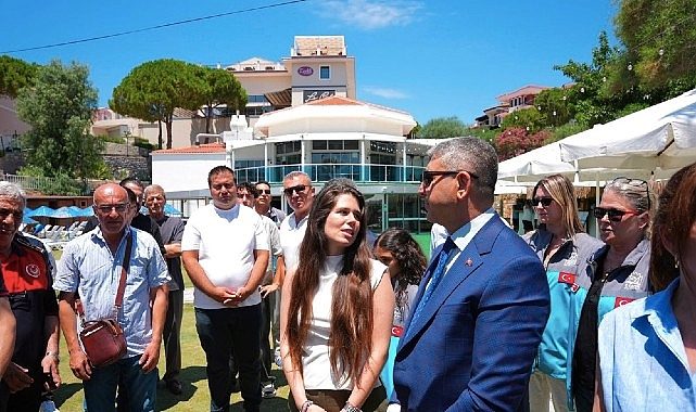Gece Gündüz Dediğimiz Anlarda Canla Başla Çalışan İtfaiye Kahramanlarına Onur Desteği: Çeşme’de Büyüleyen Dayanışma ve Koordinasyon Buluşması