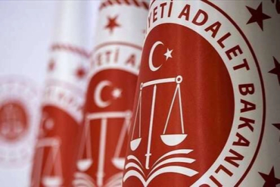 İşte Devletin Gücünü Tek Yürek Olarak Gösteren Operasyon: Sahte Kimlik ve Belge Düzenleyen Ağda Büyük Darbe