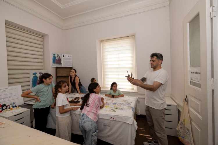 İzmir Kırmızısı İçin Yüzyıllık Uğraşın Yeniden Doğuşu: Çocuklarla Gelen Gelenek ve Kültürel Mirasın Geleceğe Taşınması