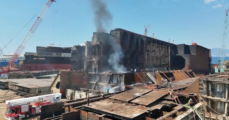 İzmir’de Gemi Söküm Tesislerinde Büyük Yangın Alarmı: Yakıt Tankeri Krizini Kaydettiğimiz Anlar ve Kahraman Müdahale