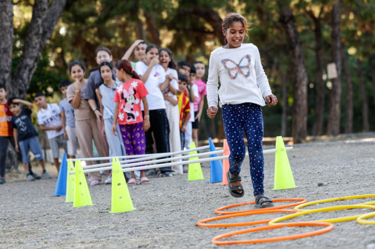 İzmir’de Mahalle Şenliği Rüzgârı: Yaz Boyunca Her Mahallede Eğlence ve Kültür Dolu Günler