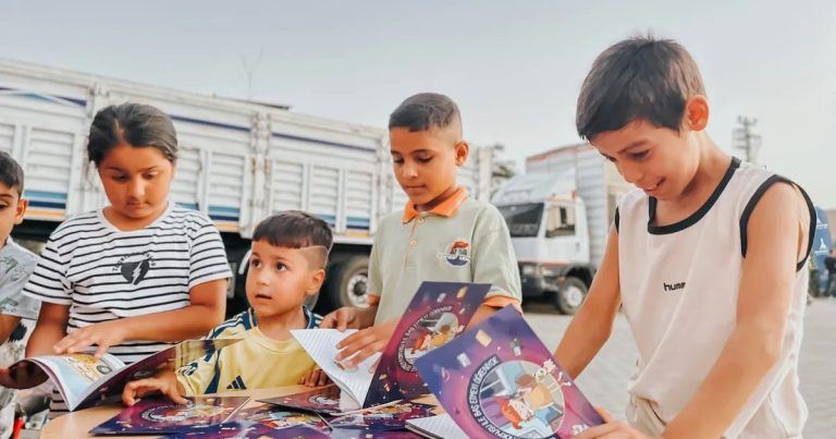İzmir’in Mahalle Şenlikleri Başlıyor: Yazın Renkli Günleri 23 Noktada Ücretsiz