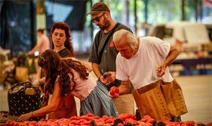 İzmir’in Organik Gücü: Ekopazar İzmir ile Sofralarınıza Doğru ve Güvenli Bir Yolculuk