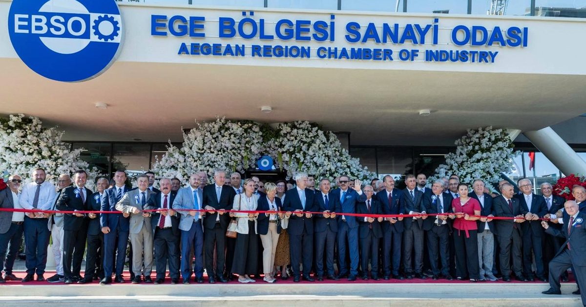 İzmir’in Sanayi Işığı: Yeni Hizmet Binası ve Şehrin Sanayileşme Yolculuğu