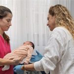 İzmir’in Şefkati: Gebelikten İlk Yıla Uzanan Hoş Geldin Bebek Desteğiyle Aileler ve Bebekler için Yenilikçi Bir Başlangıç