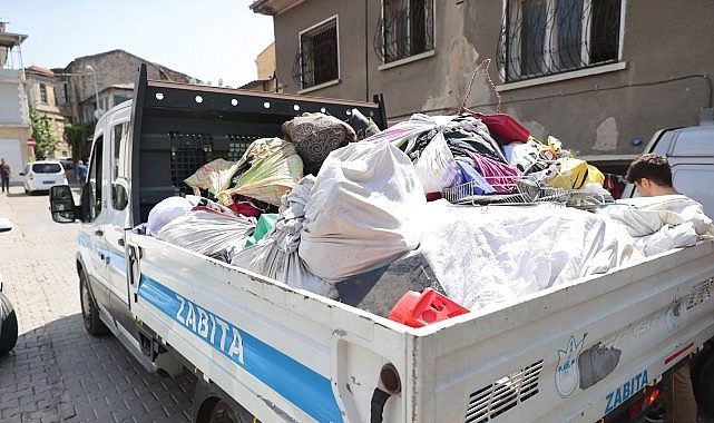 Kamu Alanlarını Korumak İçin Harekete Geçen Zabıta: Basmane’de İzinsiz Satışa Net ve Hızlı Müdahale