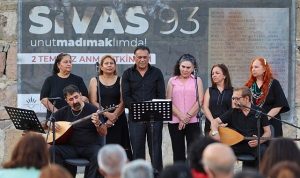 Karanlığa Karşı Aydınlık: 35 Canın Anıldığı Anma Töreni ve Umudun Sarsılmaz Ateşi