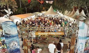 Kitapların Denizinde Yelken Açan Şehir: Burhaniye Kitap Fuarı’nın Kapsayıcı Yolculuğu