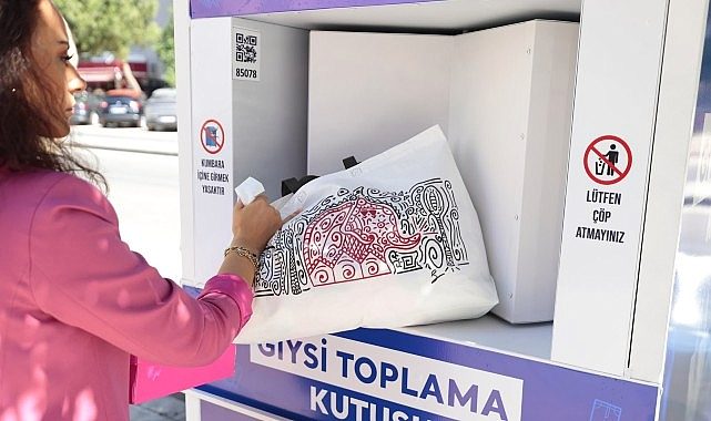 Konak’ta Giysi Toplama Kutularıyle Sürdürülebilirliğe Adım Atan Şehir: Kaynağında Ayrıştırma ve Geri Dönüşüm Rüzgârı Estiriliyor