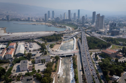 Körfez Temizliğiyle Doğal Akış Yeniden Kazanılıyor: İzmir’de Meles ve Arap Deresi’nde Temizlik Sürüyor