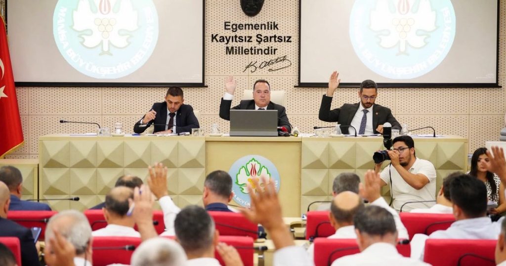 Manisa’da Büyükşehir Meclisi Temmuz Gündemi: 1 Milyar Liralık Kavşak Projeleri ve Kapsamlı Altyapı Atılımları