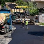 Narlıdere’de Asfalt Seferberliği: Her Mahallede Konfor ve Güvenlik İçin Yol Yenileniyor