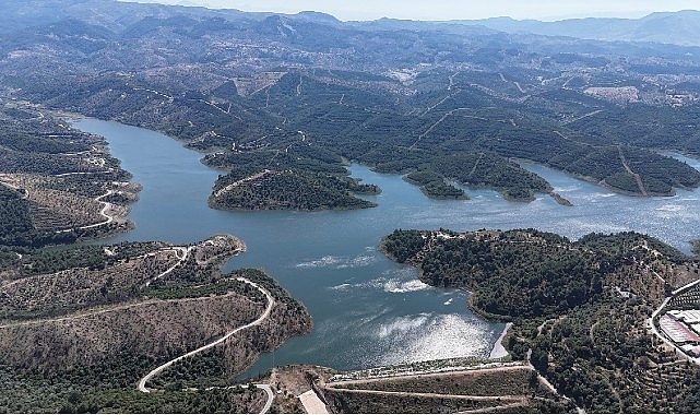 Sular Fısıldayan Baraj: Seferihisar’da Sulama Adaletini Sağlayan Yenilikçi Düzenlemeyle Her Köşeye Bindirimli Su Akışı