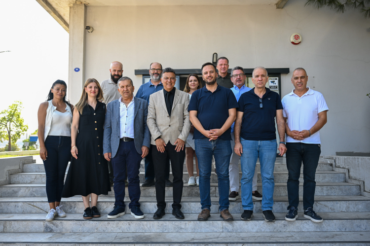 Tekstil Mühendisliği Mezunu Başkanın MTK Sitesi Ziyareti: Altyapı ve Esnaf Talepleri Ön Planda