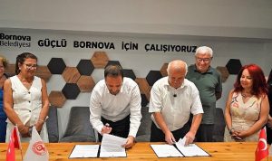 Yaşlıların Gücüyle Şehrin Nabzı: Üçüncü Yaş Üniversitesi Bornova’da Başladı ve Sosyal Dönüşüm İçin Yola Çıktı