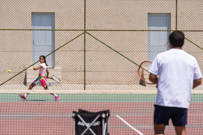 Baba-Kızın Tenis Tutkusu: İtfaiyecilikten Kortlara Uzanan Başarı Hikayesi