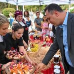 Bornova’da Reçel Festivali Coşkusu: Köylü Kadınların El Emeğiyle Üretilen Doğal Lezzetler Şenlik Vurgusu