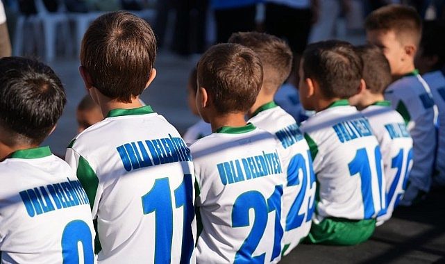 Geleceğe Yazılan Öğrenme İzleri: Urla’da 13 Atölye, 500 Kişilik Yolda