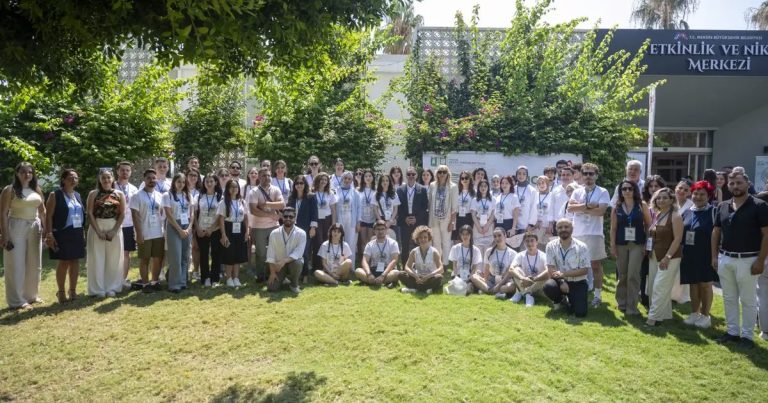 Geleceğin Mersini İçin Genç Zihinler: Kurakçıl Peyzaj ve Doğa Temelli Çözümlerle Şehir Tasarımı Atölyesi Başladı