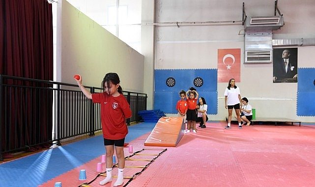 Güçlü Başlangıçlar: Yaz Okullarıyla Her Yaştan Çiğlili Sağlıklı Aktif Hayata Adım Atıyor