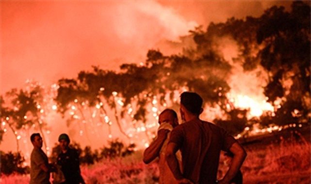 Güçlü Sıcaklar, Yüksek Risk: İzmir İtfaiyesi 7/24 Mücadeleyle Yangınları Önlemeye Odaklanıyor