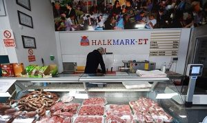 Halk Mark-Et: Uygun Fiyatlı Sağlıklı Gıdalarla Şehrin Dayanışma Kuyruğuuz Uzuyor