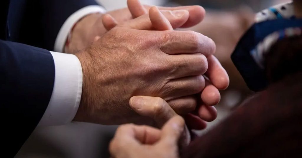 İzmir’de Emeklilere Desteğin Zirvesi: Kira ve Alışveriş Limitleri 4000 Liraya Ulaştı