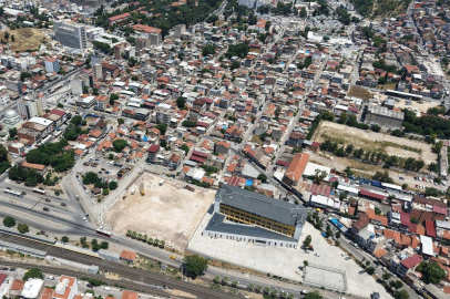 İzmir'de Karşıyaka Zübeyde Hanım Stadı İçin Gelişmeleri Hızlandıran Kararlı Adımlar