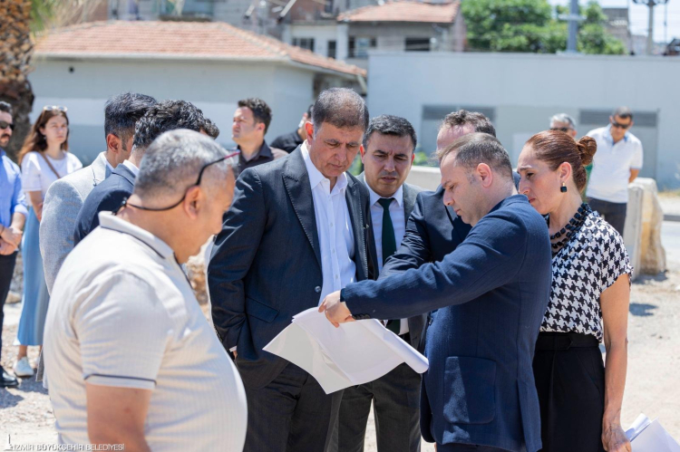 İzmir'de Karşıyaka Zübeyde Hanım Stadı İçin Gelişmeleri Hızlandıran Kararlı Adımlar
