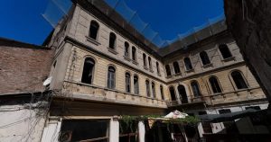 İzmir’in Cihan Palas’ı Yeniden Doğuyor: Restorasyonla Kent Yaşamına Kazandırılıyor