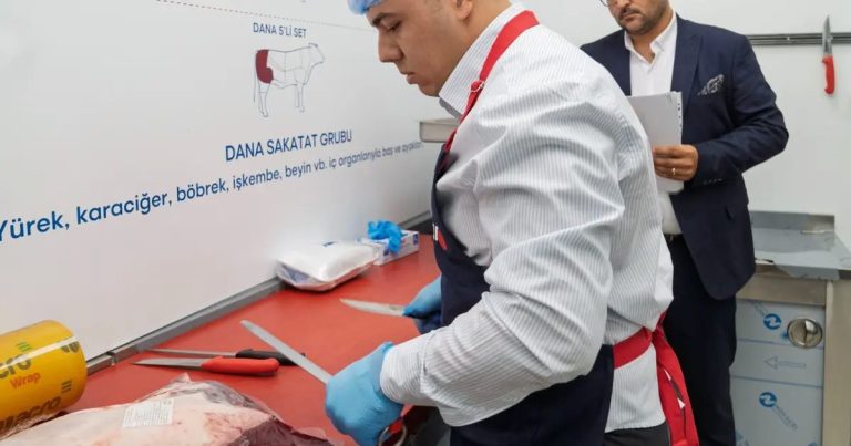 İzmir’in Şeffaflık Modeli: İstihdam Komisyonu ve İzleme Kurulu ile Kamu Işlerinde Yeni Dönem