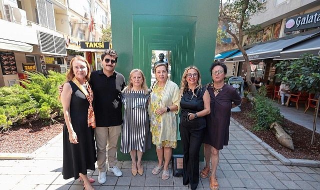 İzmir’in Sesli Hafızası: İsmail Sivri’nin Anısında Mesleğin Kutup Yıldızı Olarak Işığın Devamı