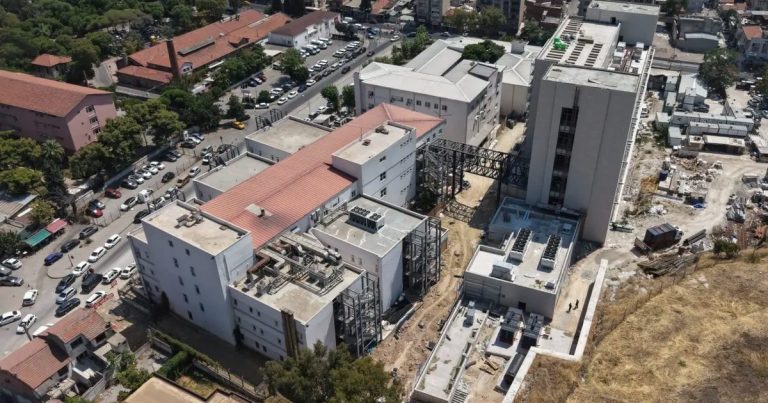 İzmir’in Yeni Eşrefpaşa Ek Hizmet Binasıyle Hasta Kabulüne Adım Adım Hazırlaşan Dev Proje