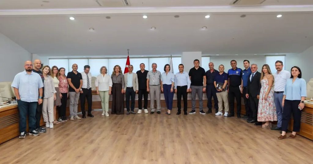 KİMLİKLERİ ÖTESİNDE: Sahipsiz Atık Sorunu ve Şehrin Omuzlarındaki Yükün Azalması İçin Koordinasyon Zirvesi
