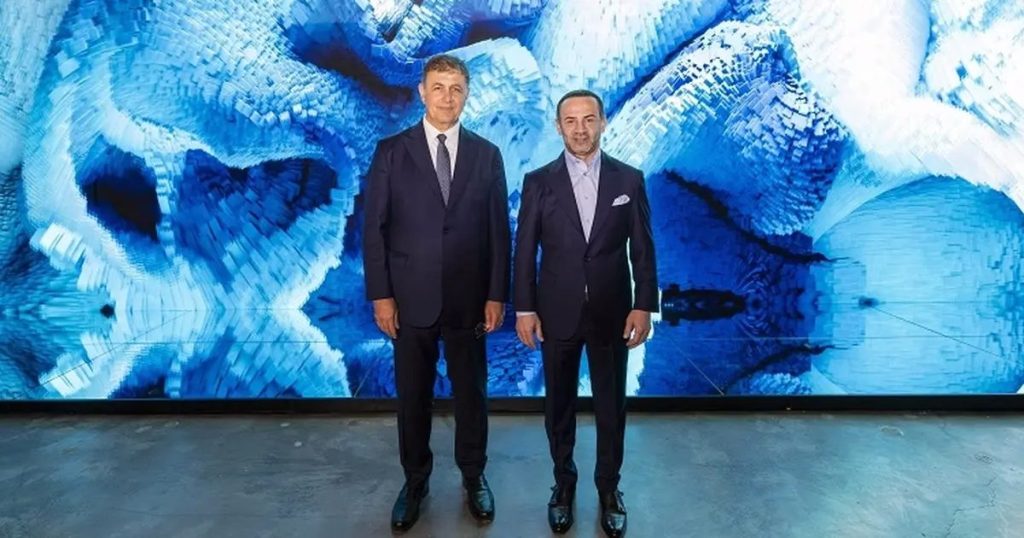 Ruhun İzinde: İzmir’in Ferahlatan Romantika Hüzmeleriyle Nâzım Hikmet’in Yaşamına Yolculuk
