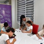 Sanatın Açılan Kapıları: Çiğli’de Kurslarla Büyüyen Yürekler ve Tozu Dumanı Olmayan Yetenekler
