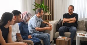 Şehit Ailelerine Verilen Söz: Emanet Başımızın Tacıdır
