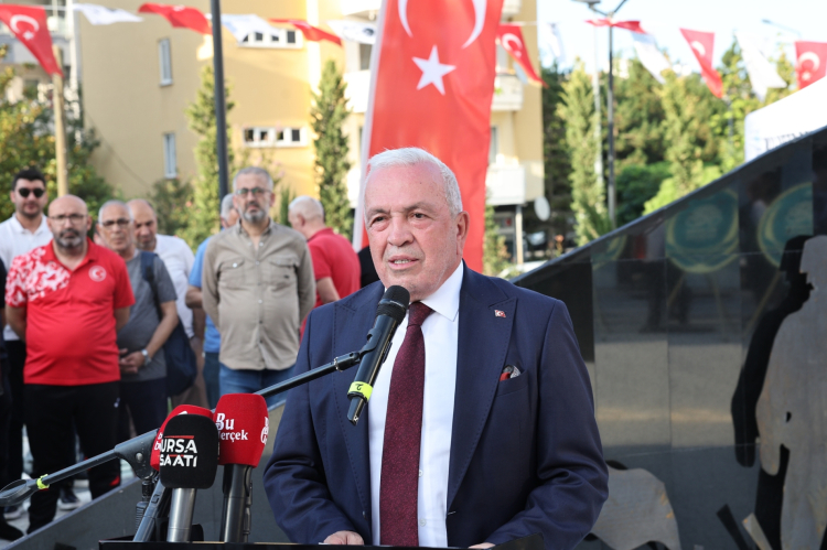 Şehitler İçin Anıttaki Vefa: Nilüfer’de Şehitler Anıtı ve Şehitlik Parkı Açılışı Coşkuyla Gerçekleşti