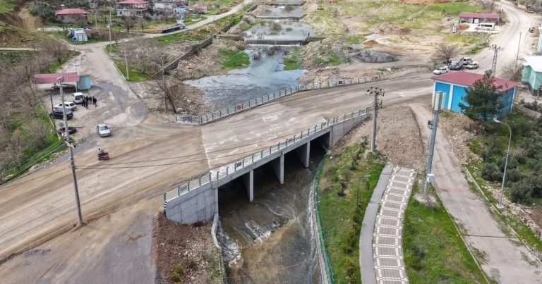Şehrin Ulaşımında Devrim: 31 Köprü ve Menfezle Kahramanmaraş Yolu Yeniden Şekillendi