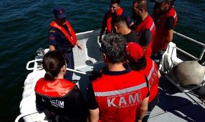 Suda Hayvan Kurtarma Timi KAM’ın Yeni Görevleri: Denizden Can Dostlarımıza Umut Taşıyan Eğitimler ve Öncü Müdahaleler