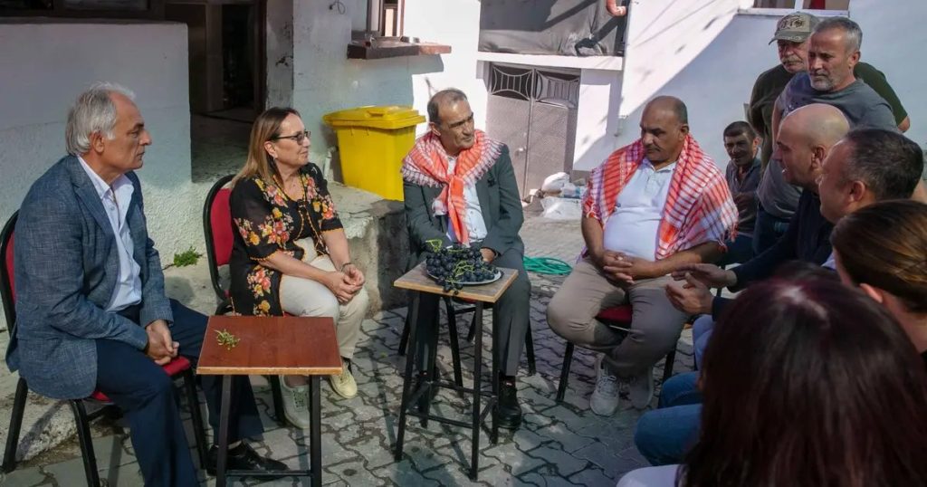 Üretimi Canlı Tutan Destek: Payamlı Köyü’nde Bardacık Festivali Öncesi Belediye Ziyareti ve Köylülerin Ferahlatan Umudu