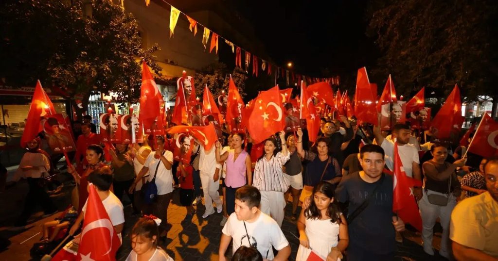 Zafer Coşkusu Efes Selçuk’ta Fener Alayı ve Eliz Band Konseriyle Başlıyor