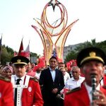 Zaferin Rüzgarıyla Yolları Aydınlatan Şehrin Coşkusuna Yolculuk: Anadolu’nun Diriliş Hikayesi