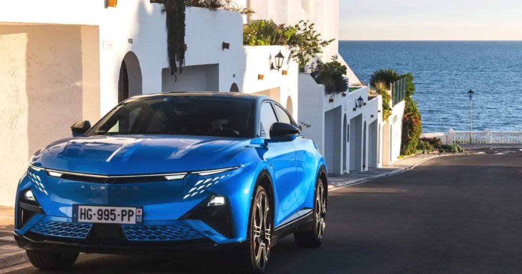 Alpine’nin Türkiye’deki Büyüleyici Yolculuğu: Yeni Satış Noktaları ve Elektrikli A290/A390 ile Şehir Şehir Deneyim