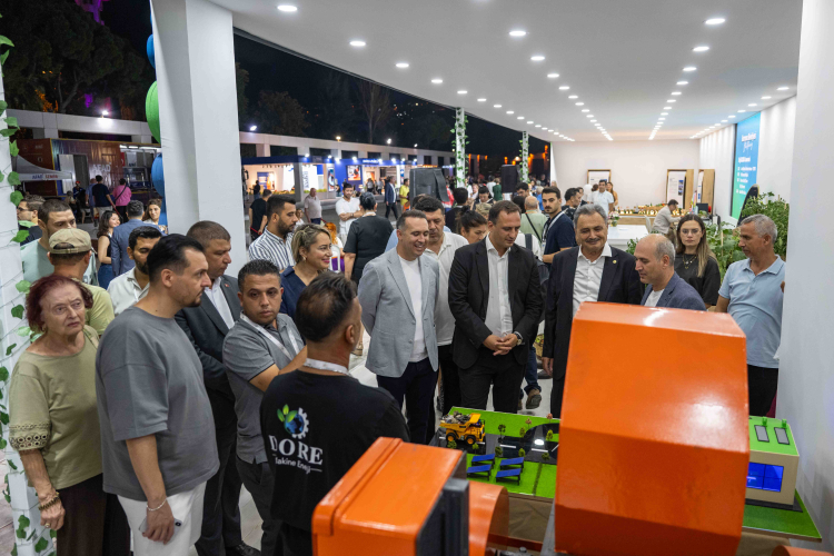 Bornova’nın Geleceğe Yolculuğu: Yeşil, Dijital ve Kentsel Dönüşümün İzmir Fuarı'ndaki Sahnesi