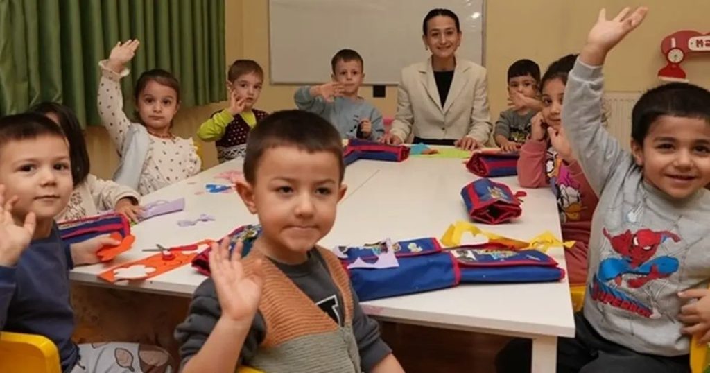 Çavuşoğlu Modeliyle Eğitimde Fırsat Eşitliği: Dar Gelirli Ailelere Umut Işığı