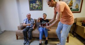 Dünya Alzheimer Günü: İzmir’de Erken Tanı ve Yaşam Kalitesini Destekleyen Merkez