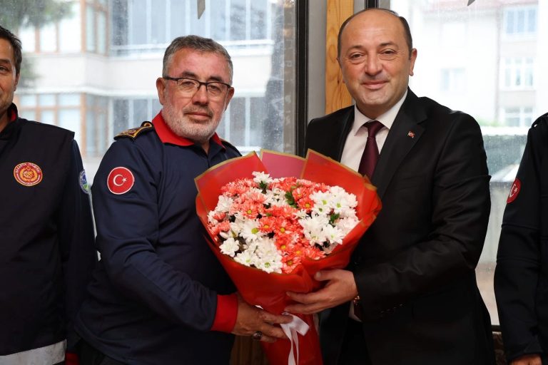 Geyve’de Kahramanlar Zamanda Belli Olmaz: İtfaiye ve Orman Teşkilatıyla Dayanışmanın Anlamı ve Özverili Görevler