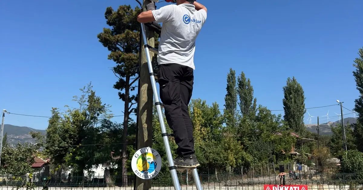 Geyve’de Parklar Güvenliğe Kavuşturuluyor: Kamera Sistemleriyle Artırılan Huzur ve Sekinleşen Yaşam