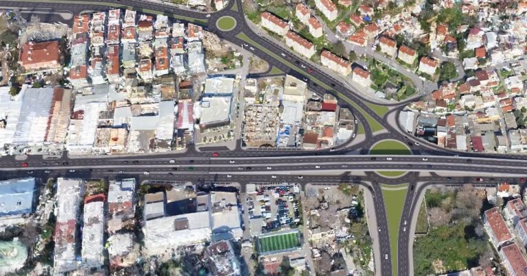 İzmir’de Şemikler Köprülü Kavşağıyla Trafik Yeni Bir Akış Kazanıyor